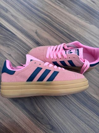 Zapatillas Adidas Rosas y Azules