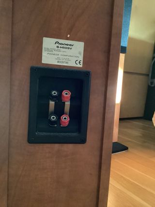 2 Altavoces Pioneer Marrones