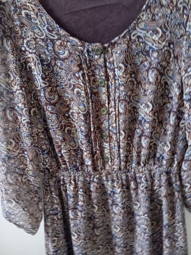 Vestido corto estampado cachimir talla M.