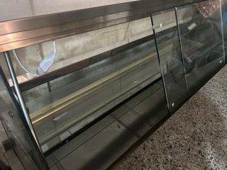 Vitrina expositora refrigerada.