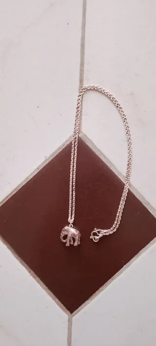 Elefante macizo plata y cadena de plata 100%