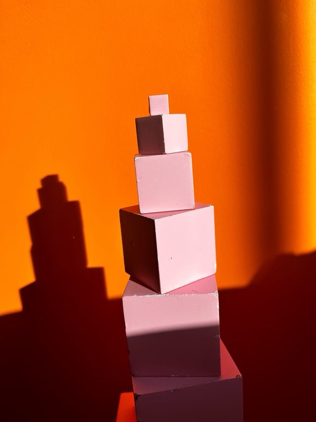 Torre de bloques rosa