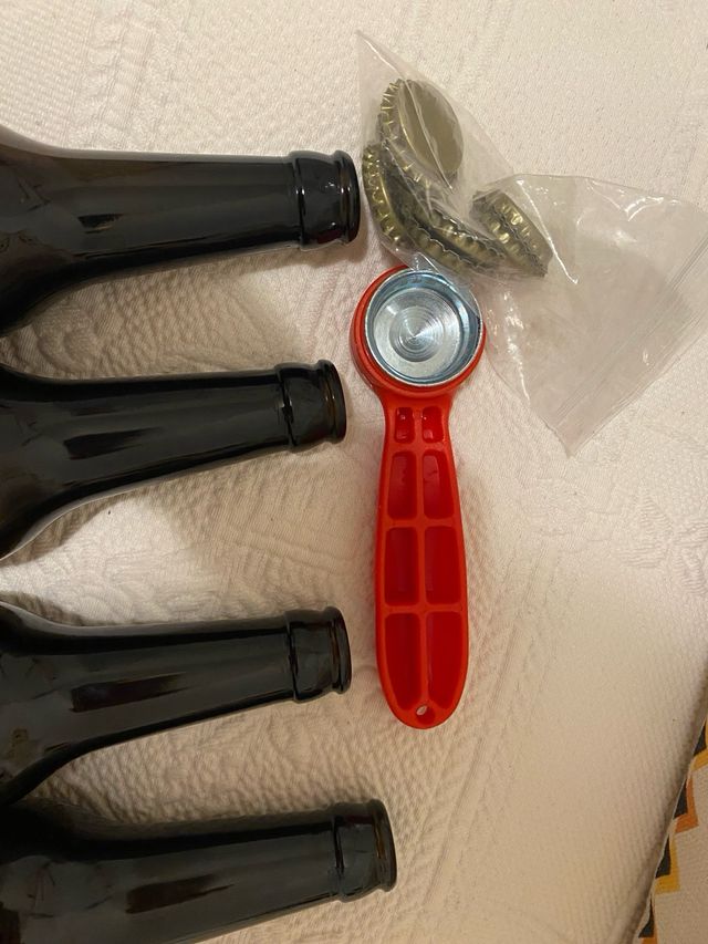 Tapadora de botellas de cristal