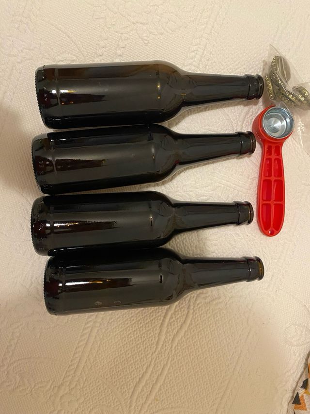 Tapadora de botellas de cristal