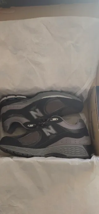 New Balance 2002R Ripstop Black