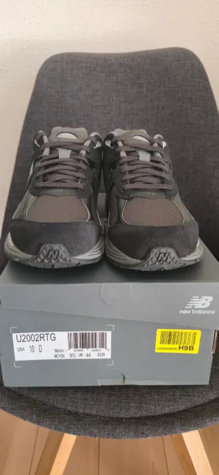 New Balance 2002R Ripstop Black