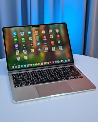 MacBook Air 13 M3 2024 100% Batería