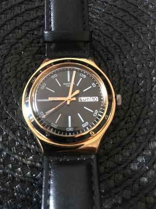 Swatch Irony Oro - Reloj de Pulsera Dorado