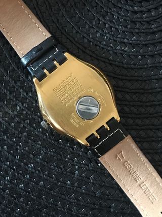 Swatch Irony Oro - Reloj de Pulsera Dorado