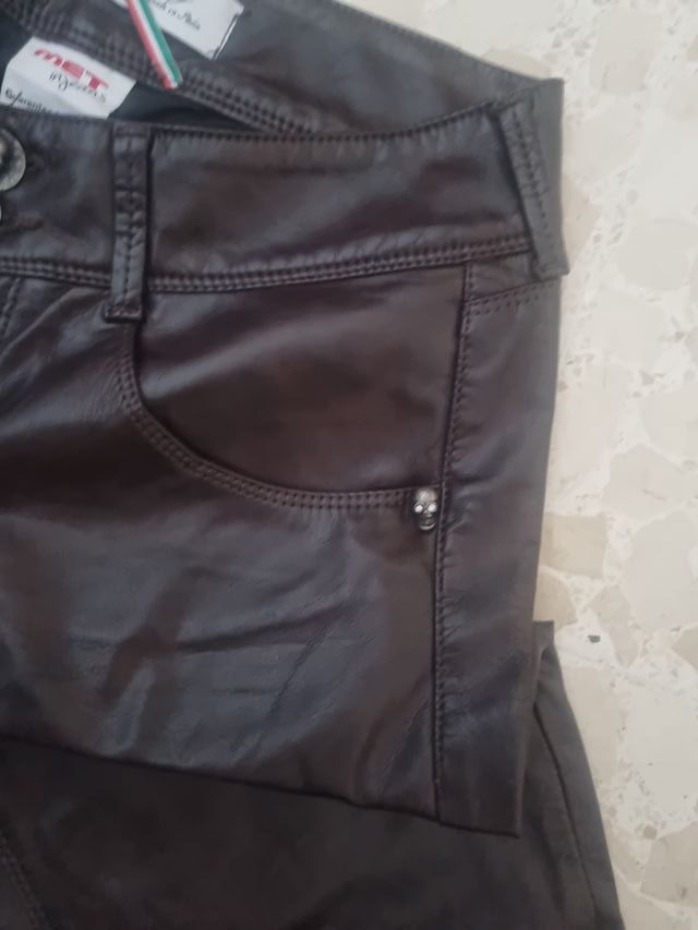 Pantalón polipiel marrón Talla 29