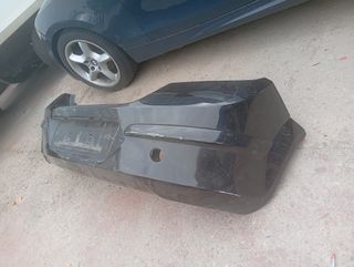 Paragolpes Trasero Opel Astra Negro