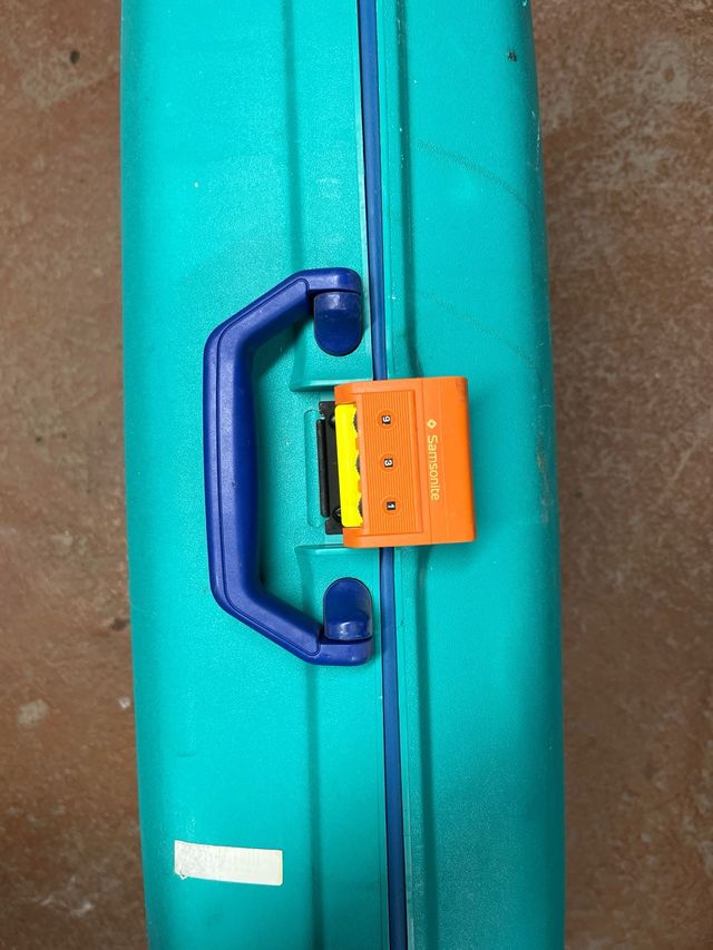 Maleta Samsonite mediana 76x56x25 cm