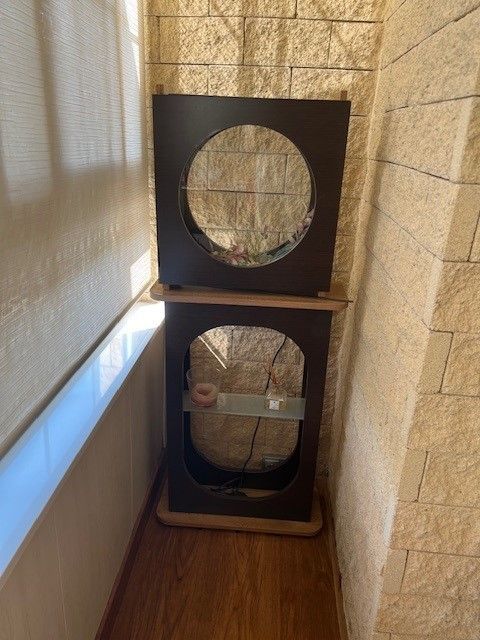 Pecera de diseño en madera