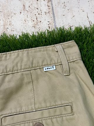 Pantalón Levis Beige