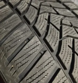 4 Llantas 225/55R/16 en buen estado