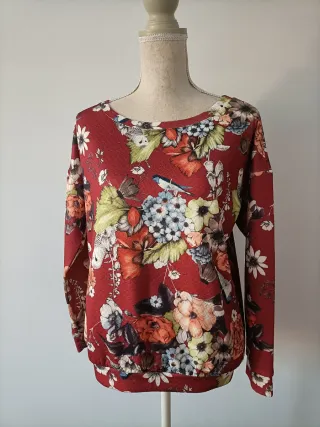 Blusa estampada flores y pájaros