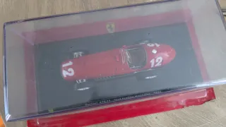 Maqueta Ferrari 375 F1 - José Froilán González 195