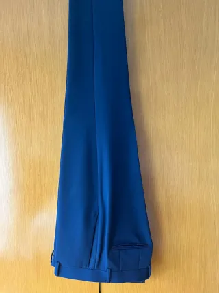 Traje Zara azul completo