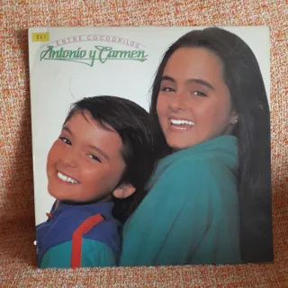 Antonio y Carmen - Entre Cocodrilos