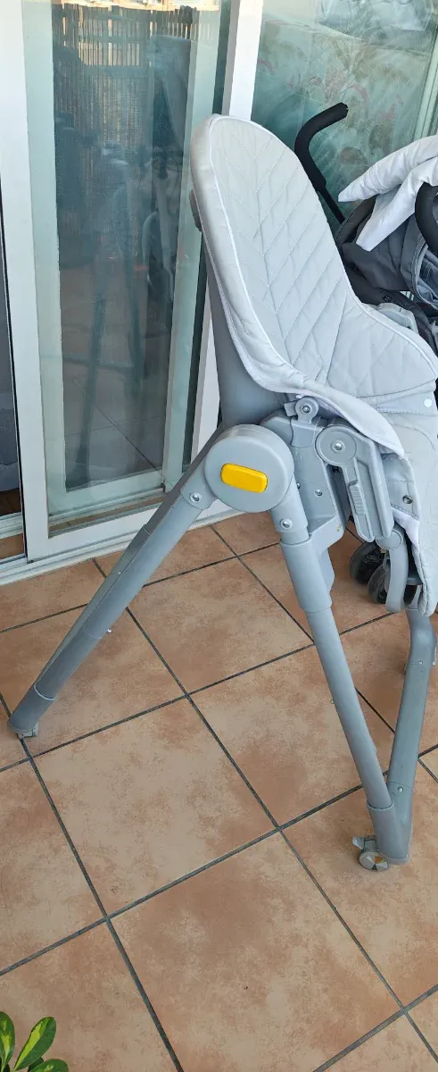 Trona bebé gris acolchada kinderkrat