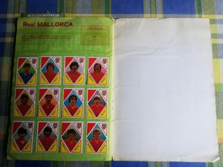 Álbum Fútbol Premio Liga 83-84. 