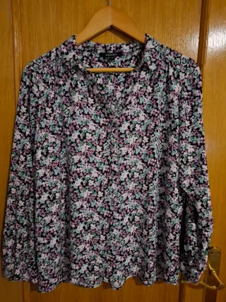 3x2 Blusa estampada Esmara talla 42
