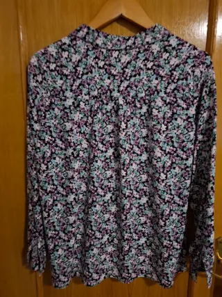 3x2 Blusa estampada Esmara talla 42