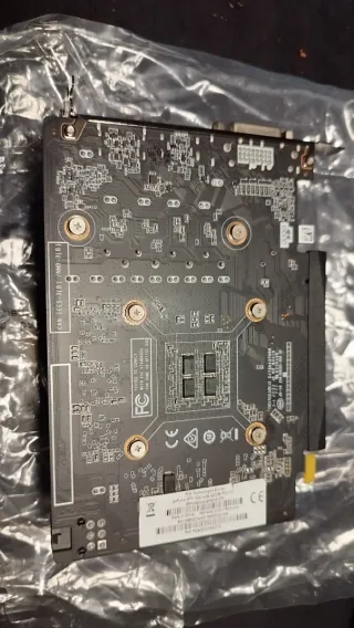 Gráfica PNY GTX 1660 4GB