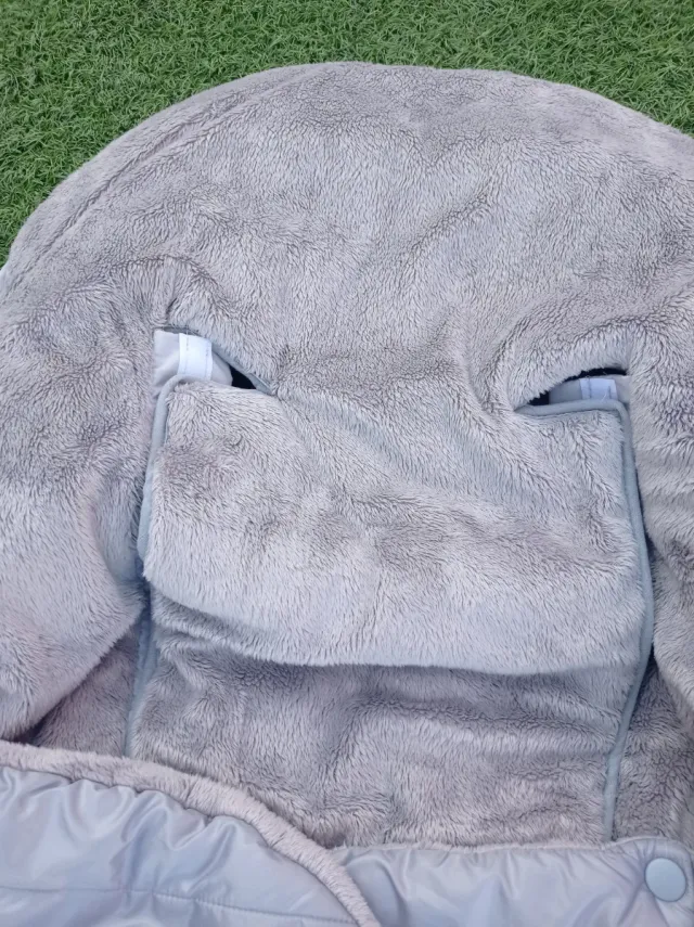 Saco Paz Rodríguez para silla bebé