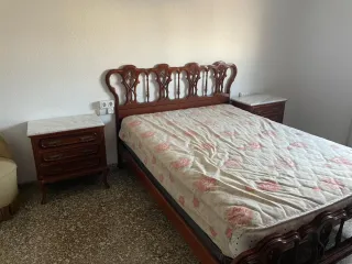 Mueble de dormitorio de madera
