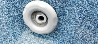 Jacuzzi Spa exterior azul