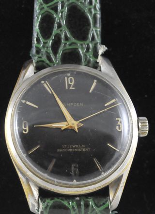 Reloj de cuerda HAMPDEN negro y dorado