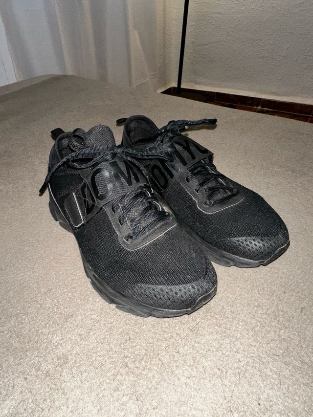 Deportivas Negras Decathlon