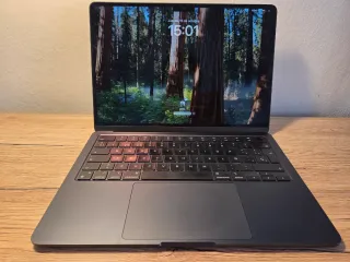 MacBook Air 13 M2 como nuevo