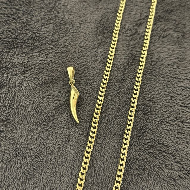 Cadena Cubana y Colgante Oro Laminado
