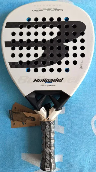 Pala de pádel Bullpadel Vertex 05