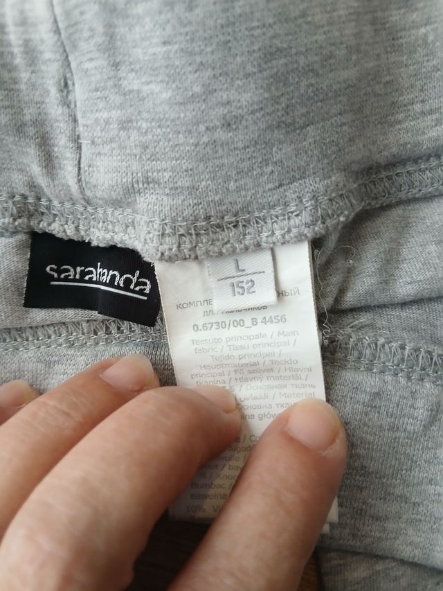 Completo maglietta e pantaloncini Due completi