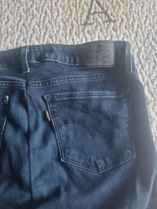 Falda Levi's Talla S/36