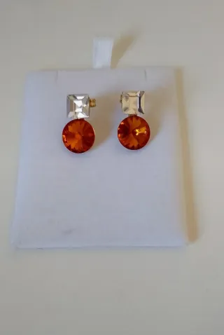 Pendientes vintage dorados con piedras color ámbar
