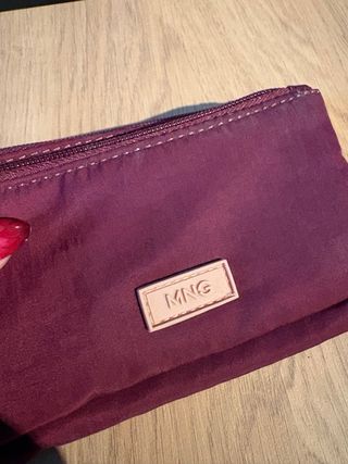 Neceser / Monedero Mango (MNG) 