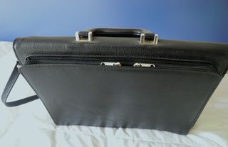 Maletín porta documentos negro