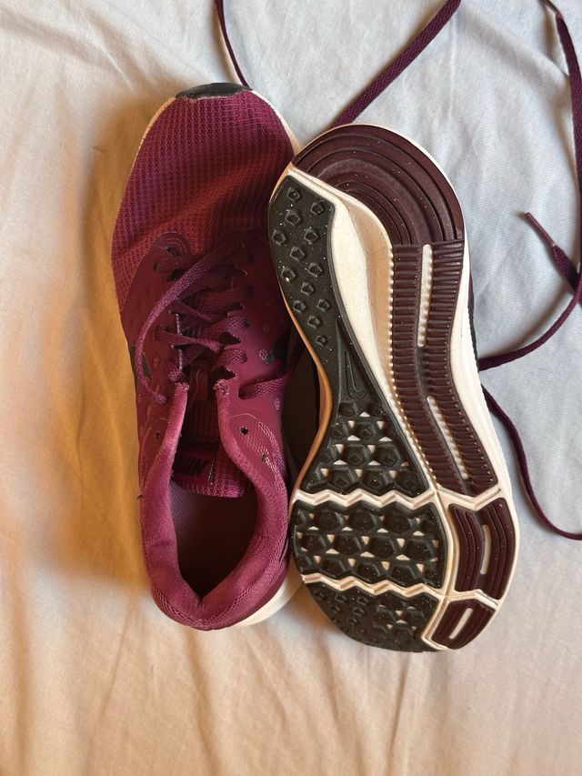 Zapatillas Nike Running burdeos mujer talla 39