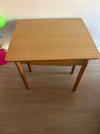Mesa extensible madera con cajón