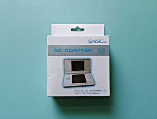 NINTENDO DS LITE CARGADOR