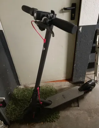 Patinete Eléctrico R9 Ruedas Antideslizantes