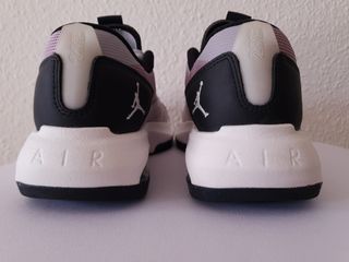Jordan Auténticas Talla 37.5
