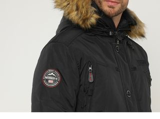 Geographical Norway. Parka negra. Talla L