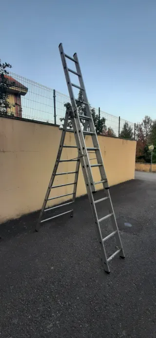 Escalera extensible de aluminio