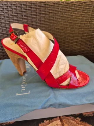 Sandalias Paco Gil Rojas Tacón