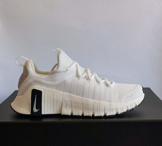 T40 - Nike Free Metcon 6 PRM - summit white